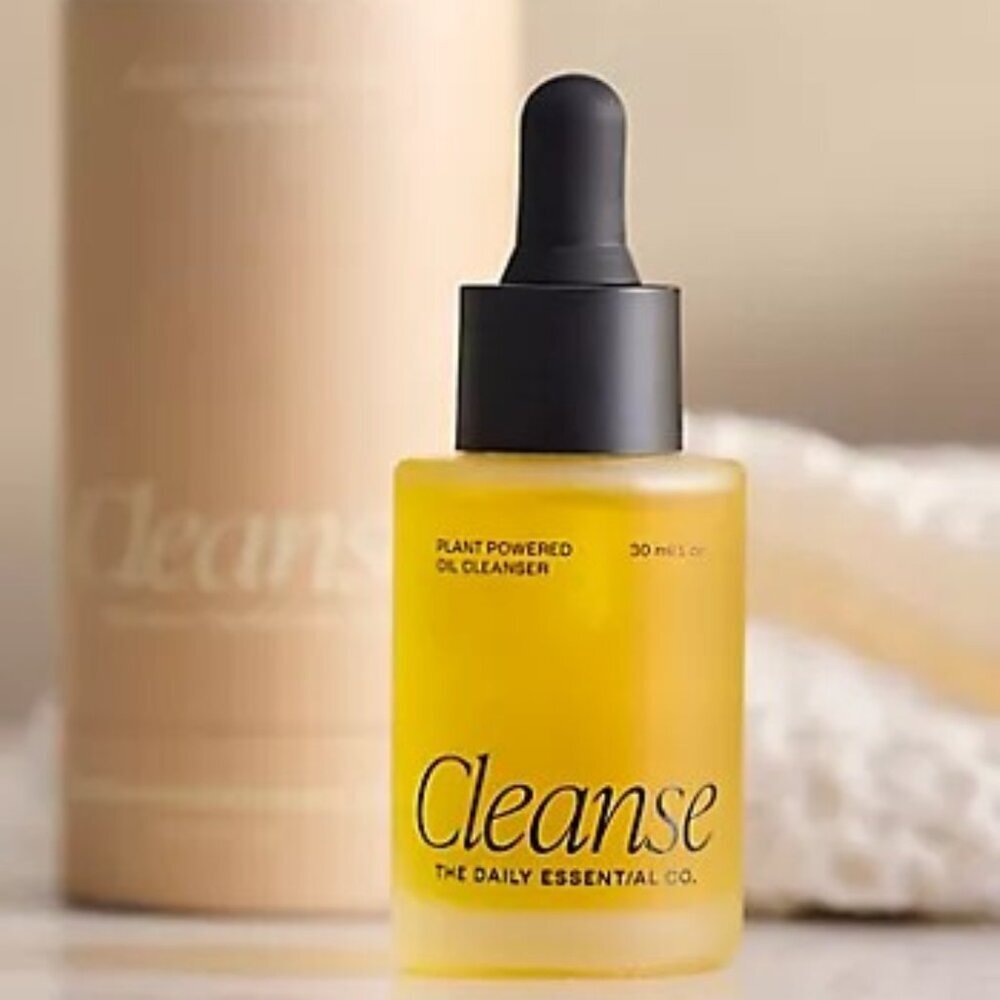 NWT The Daily Essential Co. Cleanse Facial Oil Cleanser